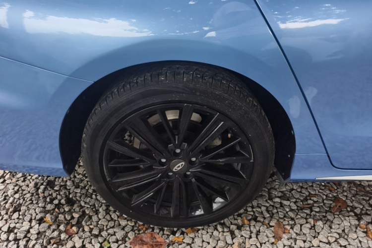 Used Chery Arrizo 8 2022 1.6T DCT Zhen Right Rear Wheel Hub