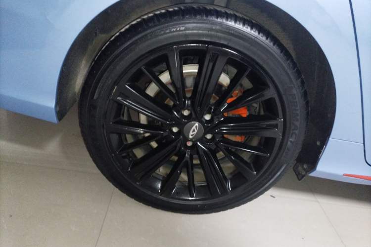 Used Chery Arrizo 8 2022 1.6T DCT Zhen Right Rear Wheel Hub