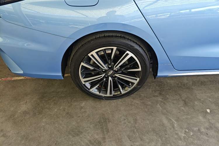 Used Chery Arrizo 8 2022 1.6T DCT Standard Right Rear Wheel Hub