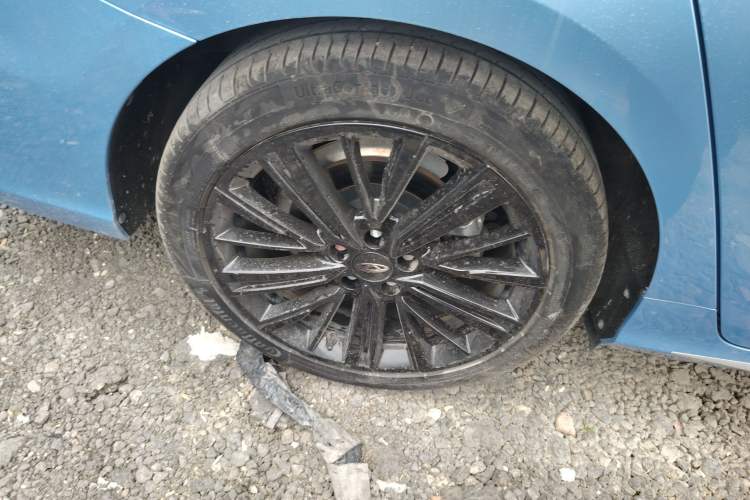 Used Chery Arrizo 8 2022 1.6T DCT Zhen Right Rear Wheel Hub
