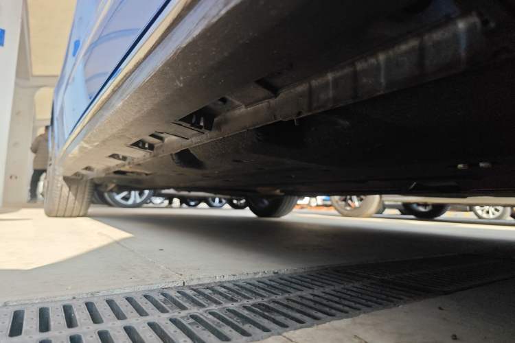 Used Chery Arrizo 8 2022 1.6T DCT Zhen Right Side Sill