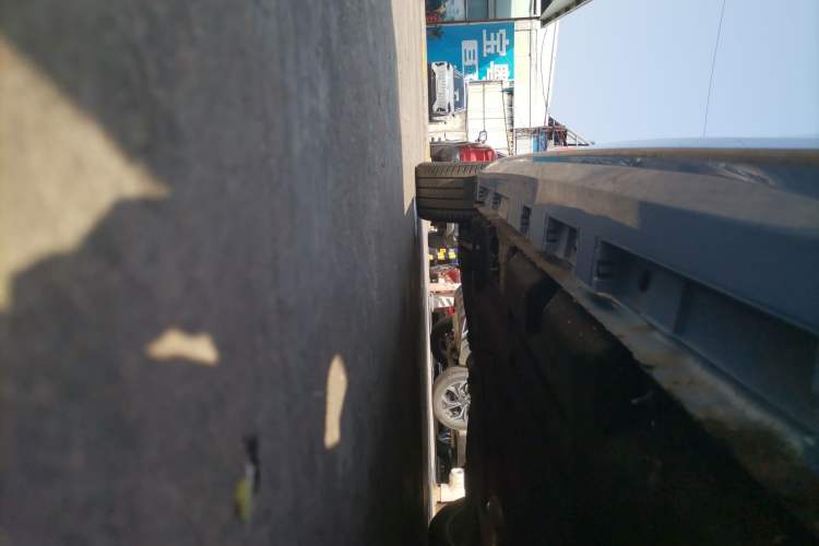 Used Chery Arrizo 8 2022 1.6T DCT Zhen Right Side Sill