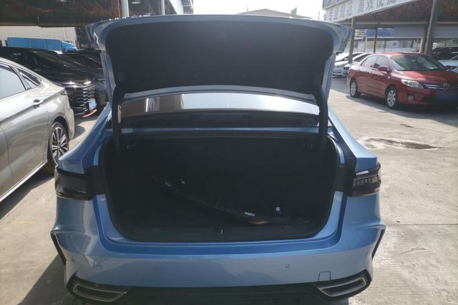 Used Chery Arrizo 8 2022 1.6T DCT Zhen Trunk