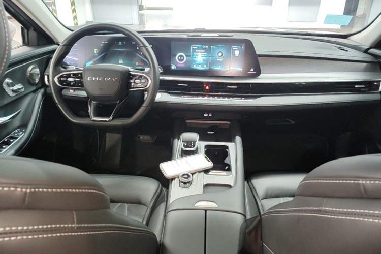 Used Chery Arrizo 8 2022 1.6T DCT Ya Center Console