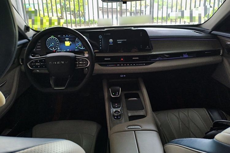 Used Chery Arrizo 8 2022 1.6T DCT Zhen Center Console