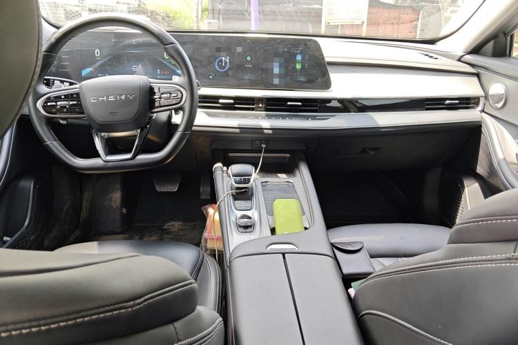 Used Chery Arrizo 8 2022 1.6T DCT Ya Center Console