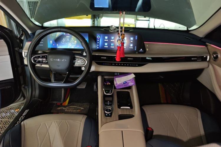 Used Chery Arrizo 8 2022 1.6T DCT Ya Center Console