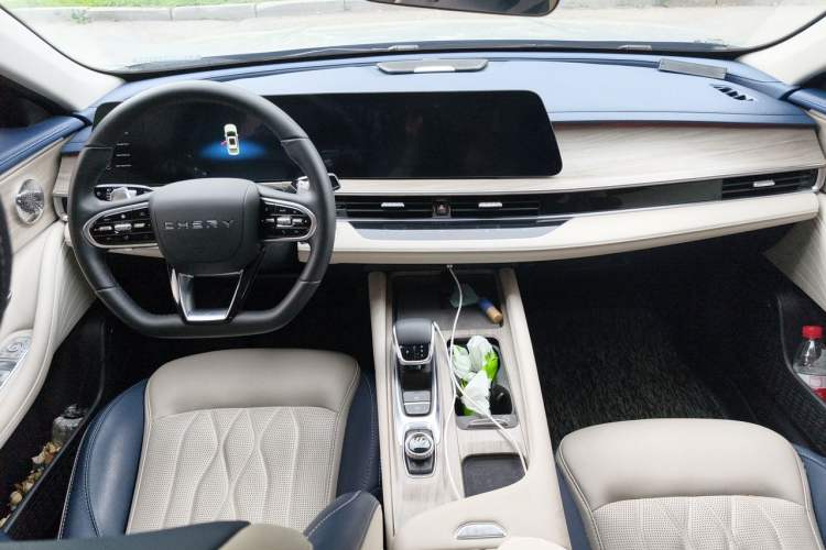 Used Chery Arrizo 8 2022 1.6T DCT Ya Center Console