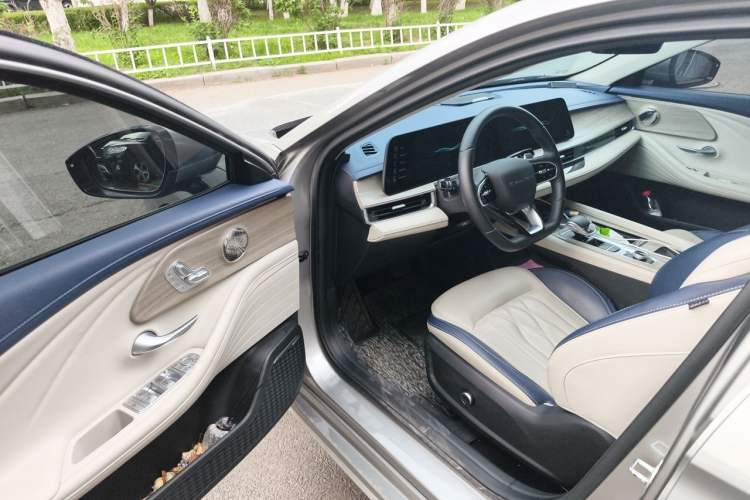 Used Chery Arrizo 8 2022 1.6T DCT Ya Driver Seat