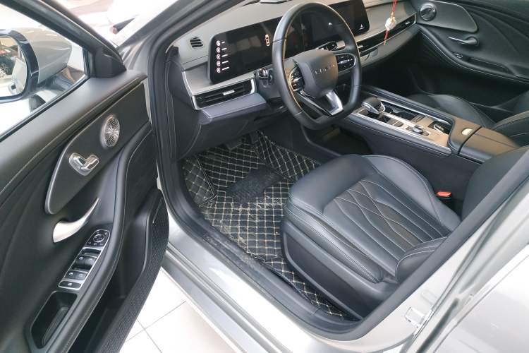 Used Chery Arrizo 8 2022 1.6T DCT Elite Driver Seat