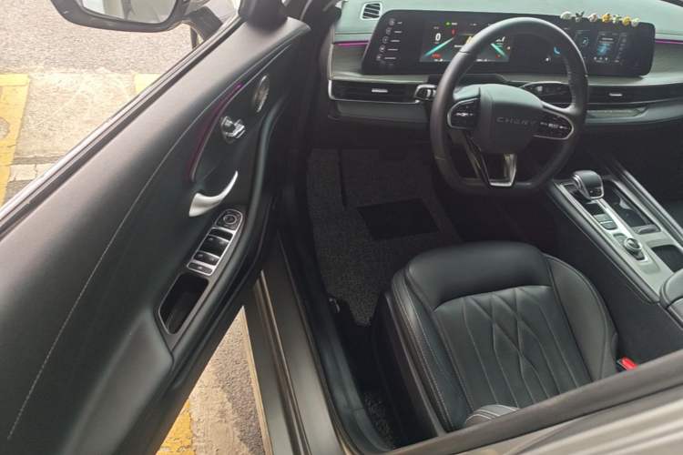 Used Chery Arrizo 8 2022 1.6T DCT Elite Driver Seat