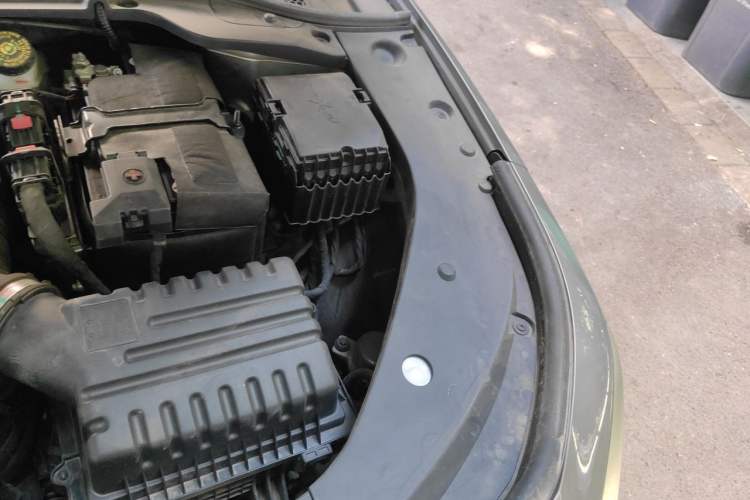 Used Chery Arrizo 8 2022 1.6T DCT Ya Engine Bay Left