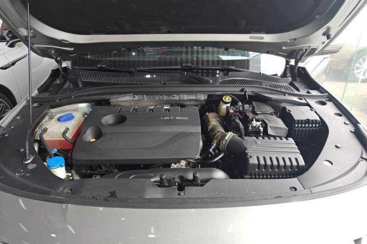 Used Chery Arrizo 8 2022 1.6T DCT Standard Engine Bay