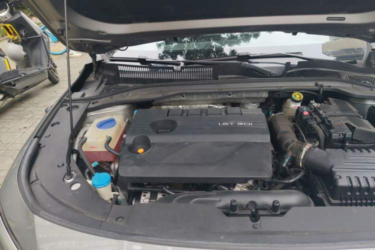 Used Chery Arrizo 8 2022 1.6T DCT Elite Engine Bay Right