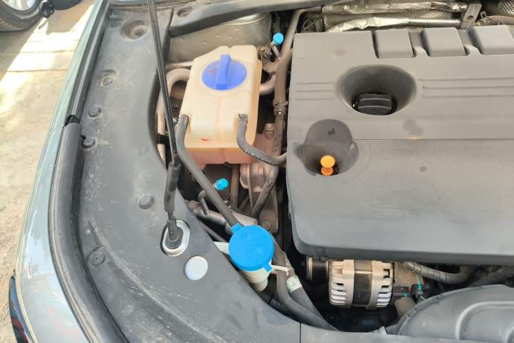 Used Chery Arrizo 8 2022 1.6T DCT Standard Engine Bay Right