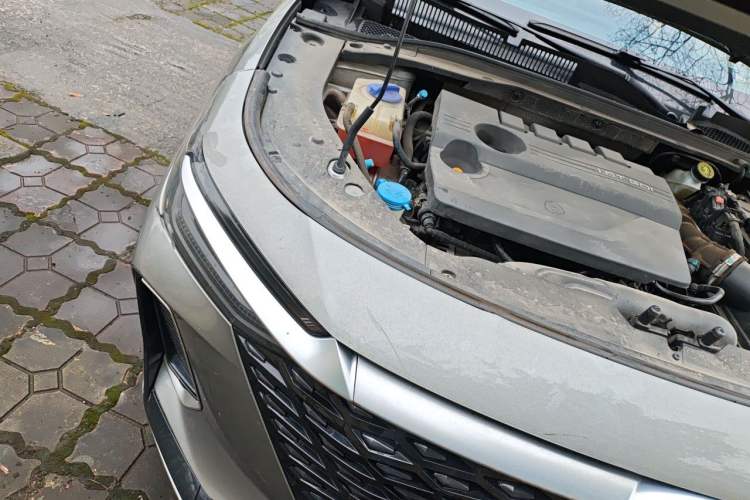 Used Chery Arrizo 8 2022 1.6T DCT Elite Engine Bay Right