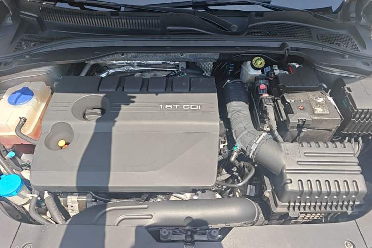 Used Chery Arrizo 8 2022 1.6T DCT Standard Engine Bay