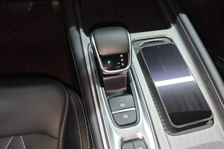 Used Chery Arrizo 8 2022 1.6T DCT Ya Gear Lever