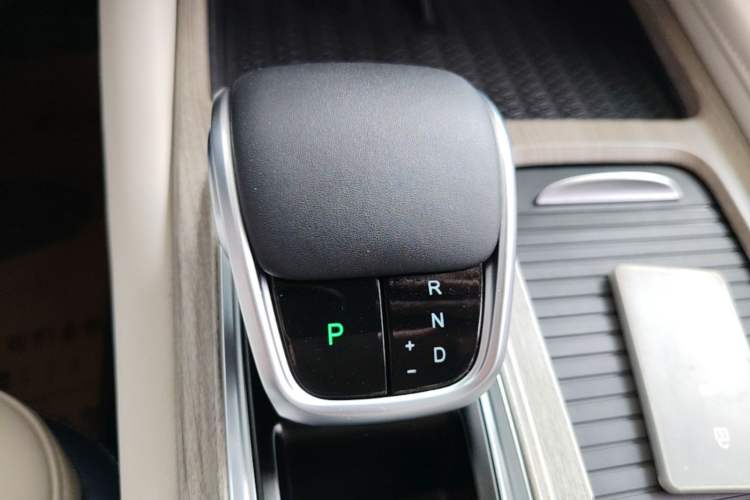 Used Chery Arrizo 8 2022 1.6T DCT Ya Gear Lever