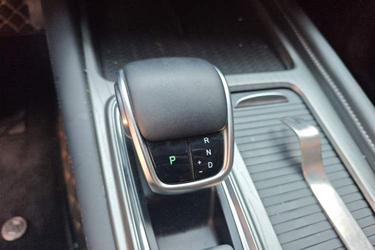 Used Chery Arrizo 8 2022 1.6T DCT Ya Gear Lever