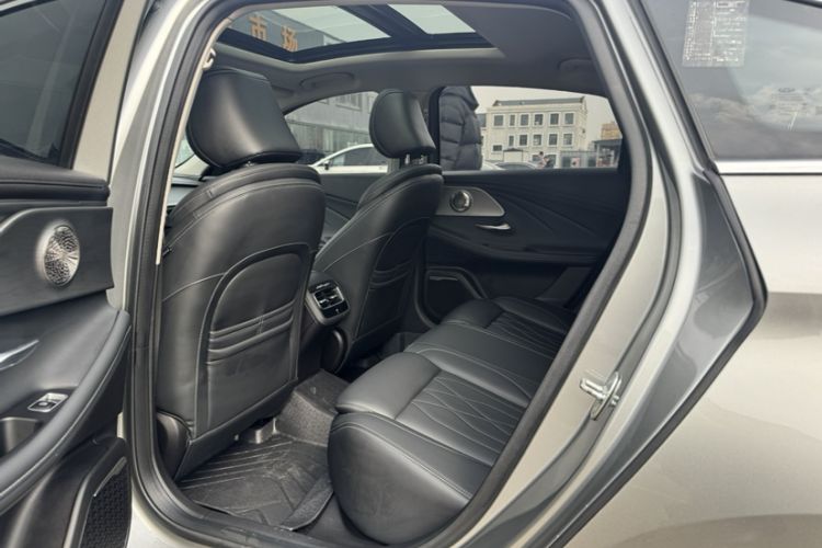 Used Chery Arrizo 8 2022 1.6T DCT Elite Interior 5