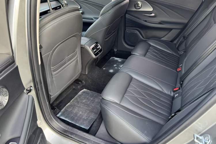 Used Chery Arrizo 8 2022 1.6T DCT Ya Interior 5