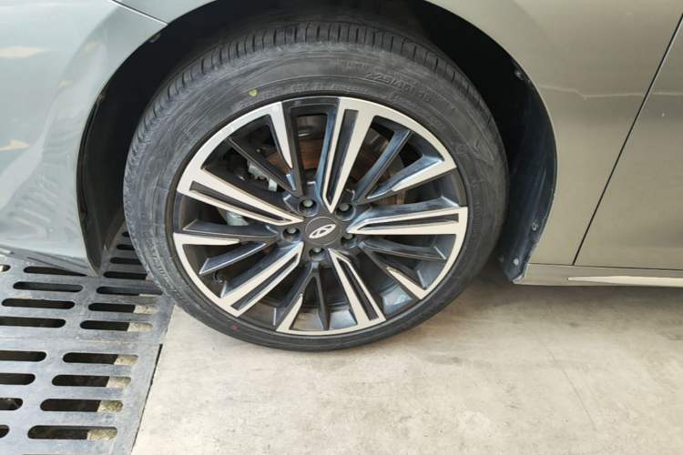 Used Chery Arrizo 8 2022 1.6T DCT Ya Left Front Wheel Hub