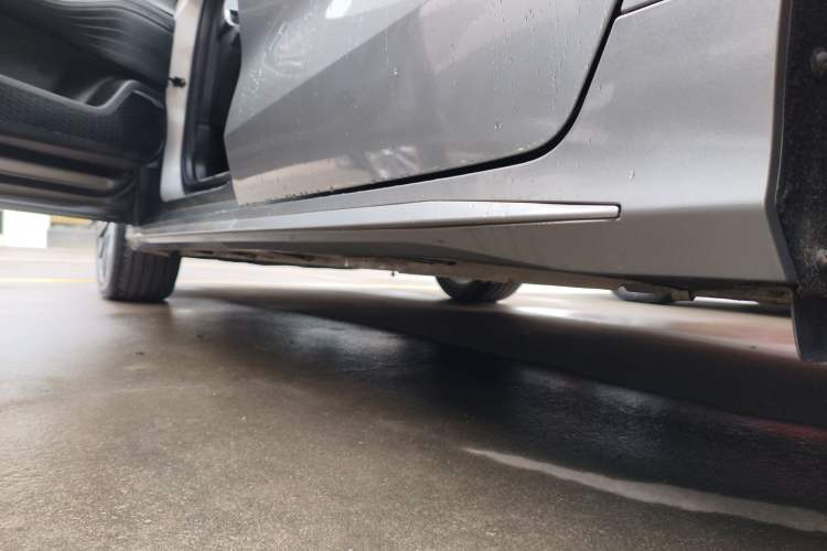 Used Chery Arrizo 8 2022 1.6T DCT Elite Left Side Sill