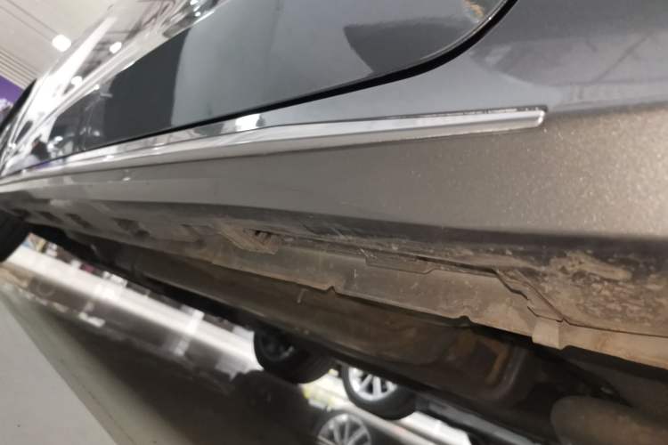 Used Chery Arrizo 8 2022 1.6T DCT Ya Left Side Sill