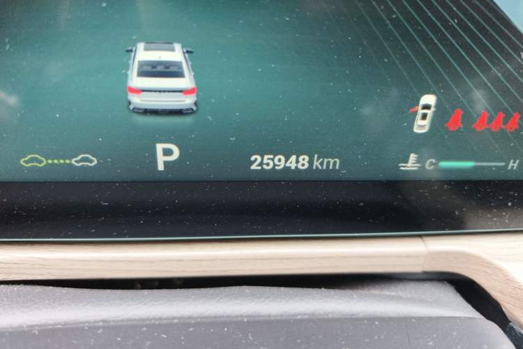 Used Chery Arrizo 8 2022 1.6T DCT Ya Odometer Close Up