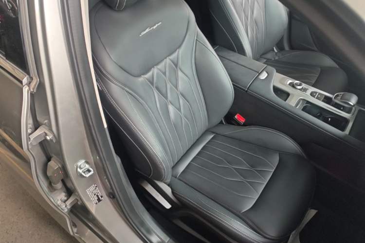 Used Chery Arrizo 8 2022 1.6T DCT Elite Right Front Seat