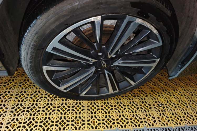 Used Chery Arrizo 8 2022 1.6T DCT Ya Right Front Wheel Hub