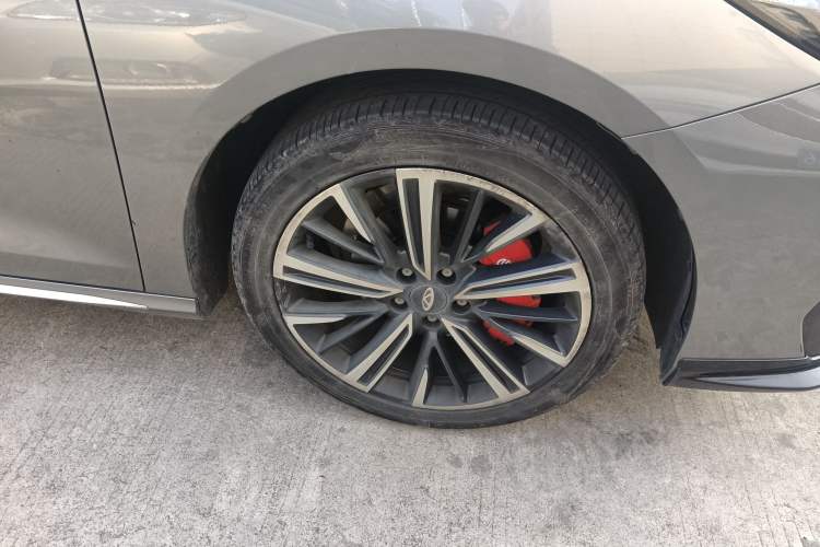Used Chery Arrizo 8 2022 1.6T DCT Elite Right Front Wheel Hub