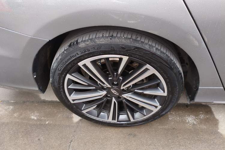 Used Chery Arrizo 8 2022 1.6T DCT Elite Right Rear Wheel Hub