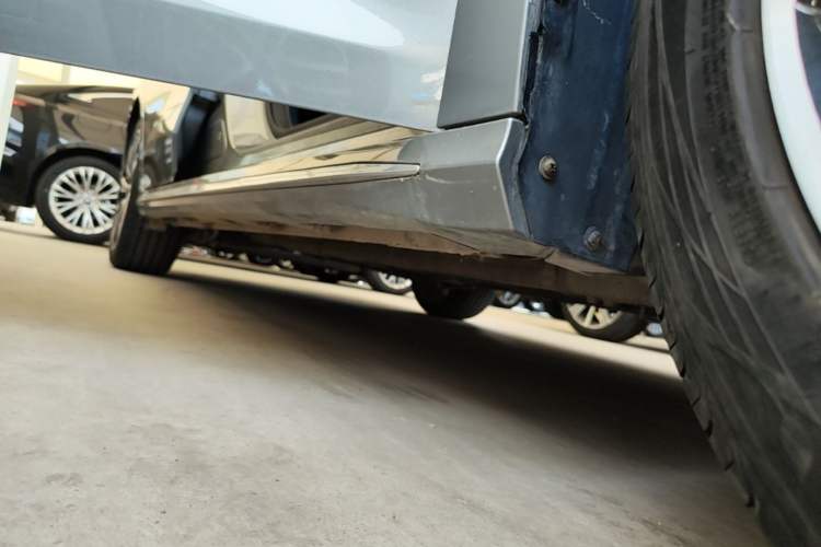 Used Chery Arrizo 8 2022 1.6T DCT Ya Right Side Sill