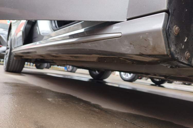 Used Chery Arrizo 8 2022 1.6T DCT Elite Right Side Sill