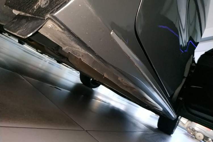 Used Chery Arrizo 8 2022 1.6T DCT Elite Right Side Sill