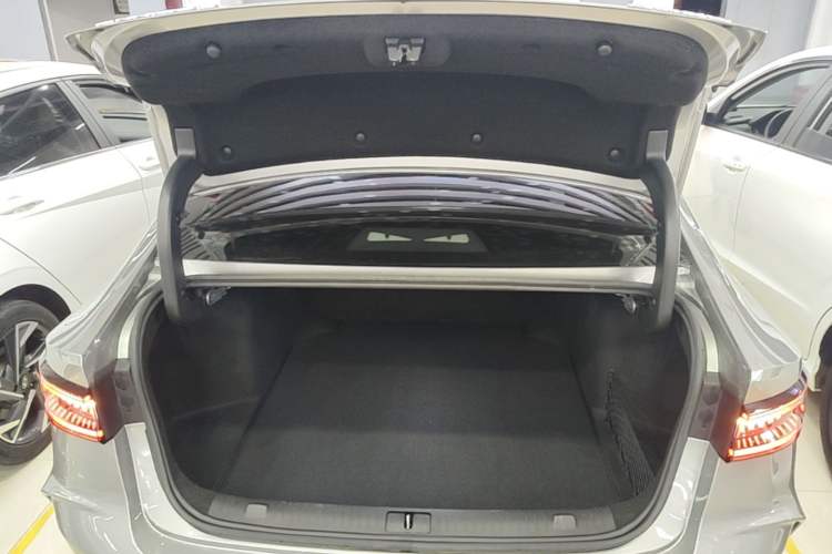 Used Chery Arrizo 8 2022 1.6T DCT Ya Trunk