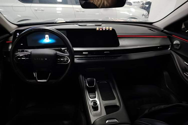 Used Chery Arrizo 8 2022 1.6T DCT Ya Center Console