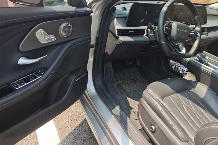 Used Chery Arrizo 8 2022 1.6T DCT Ya Driver Seat