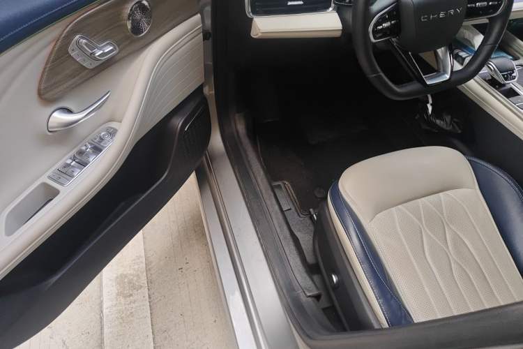 Used Chery Arrizo 8 2022 1.6T DCT Ya Driver Seat