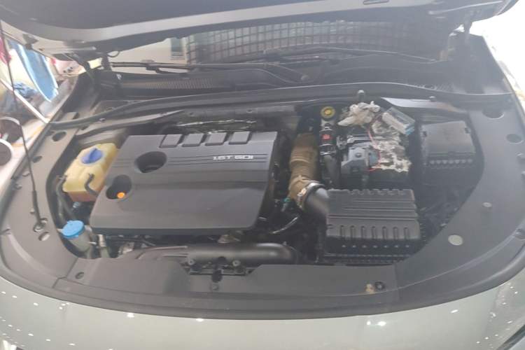 Used Chery Arrizo 8 2022 1.6T DCT Ya Engine Bay