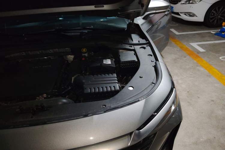 Used Chery Arrizo 8 2022 1.6T DCT Elite Engine Bay Left