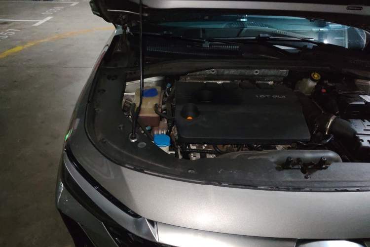 Used Chery Arrizo 8 2022 1.6T DCT Elite Engine Bay Right