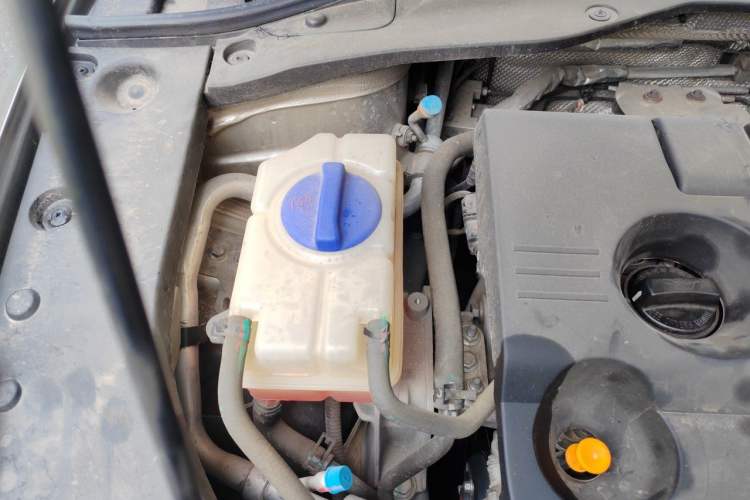 Used Chery Arrizo 8 2022 1.6T DCT Elite Engine Bay Right