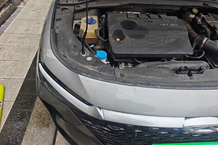 Used Chery Arrizo 8 2022 1.6T DCT Zhen Engine Bay Right