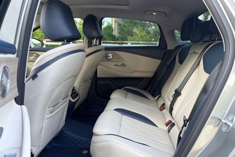 Used Chery Arrizo 8 2022 1.6T DCT Zhen Interior 4