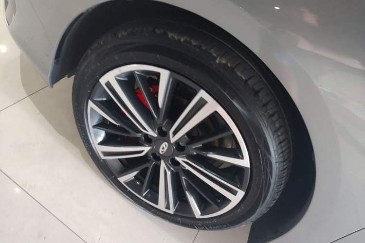 Used Chery Arrizo 8 2022 1.6T DCT Ya Left Front Wheel Hub