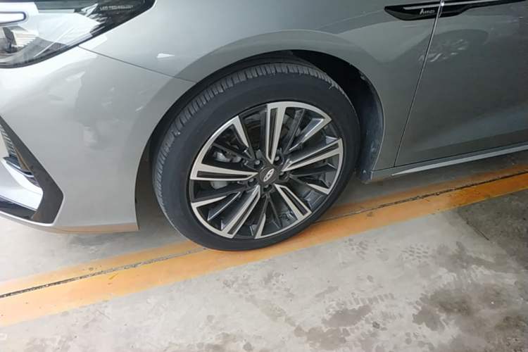 Used Chery Arrizo 8 2022 1.6T DCT Ya Left Front Wheel Hub