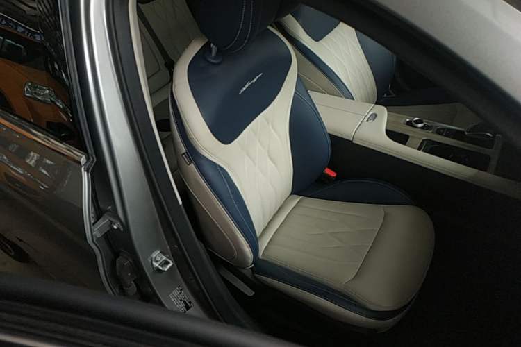 Used Chery Arrizo 8 2022 1.6T DCT Ya Right Front Seat